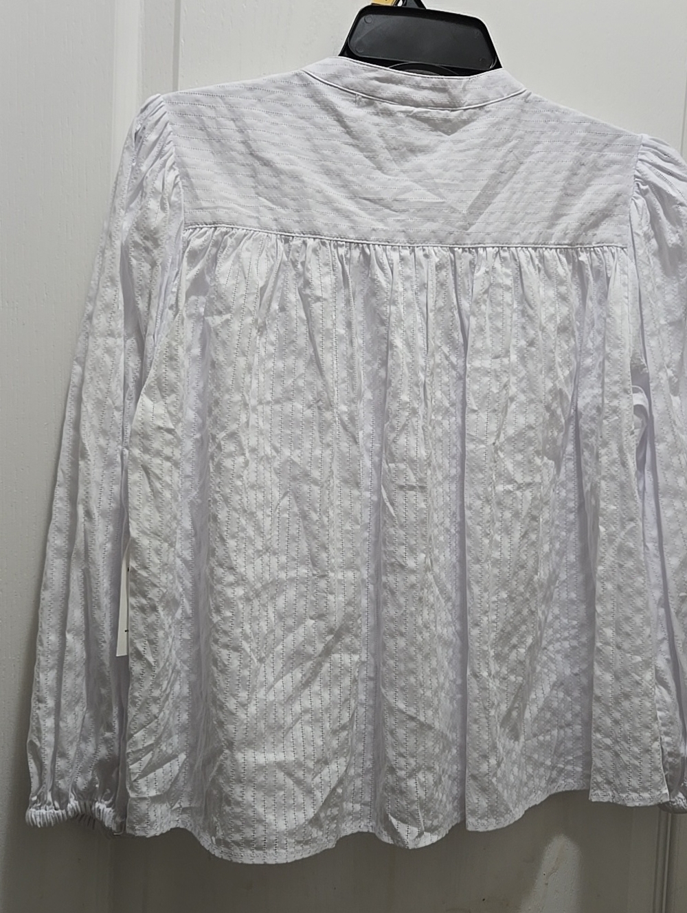 White Textured Button-Front Blouse - Picture 2 of 4